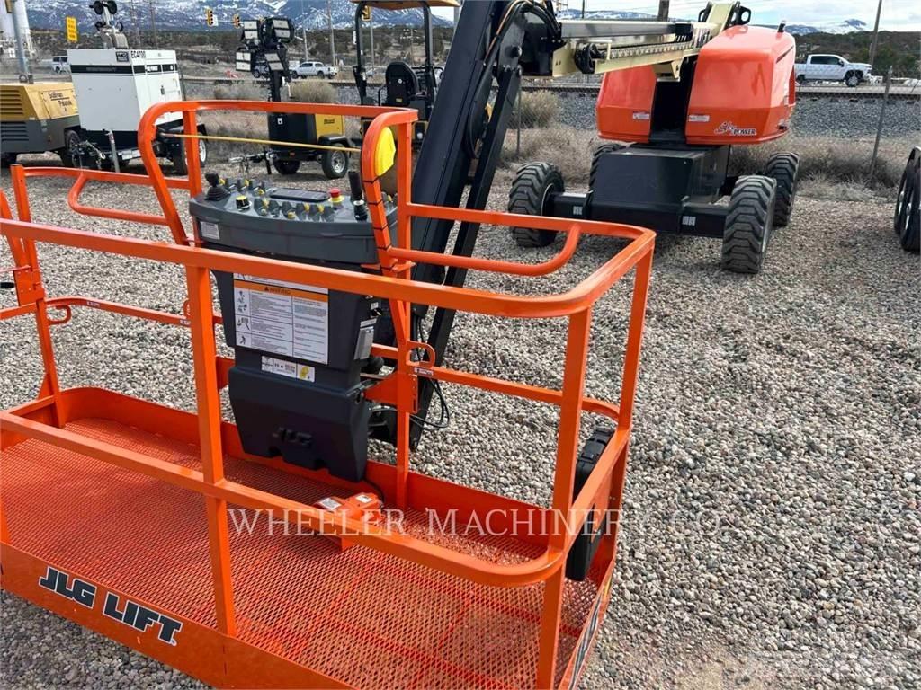 JLG 460SJ SP Nacele cu brat articulat