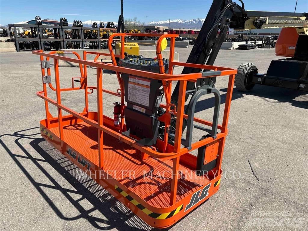 JLG 460SJ SP Nacele cu brat articulat