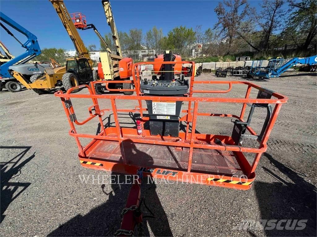 JLG 460SJ SP Nacele cu brat articulat