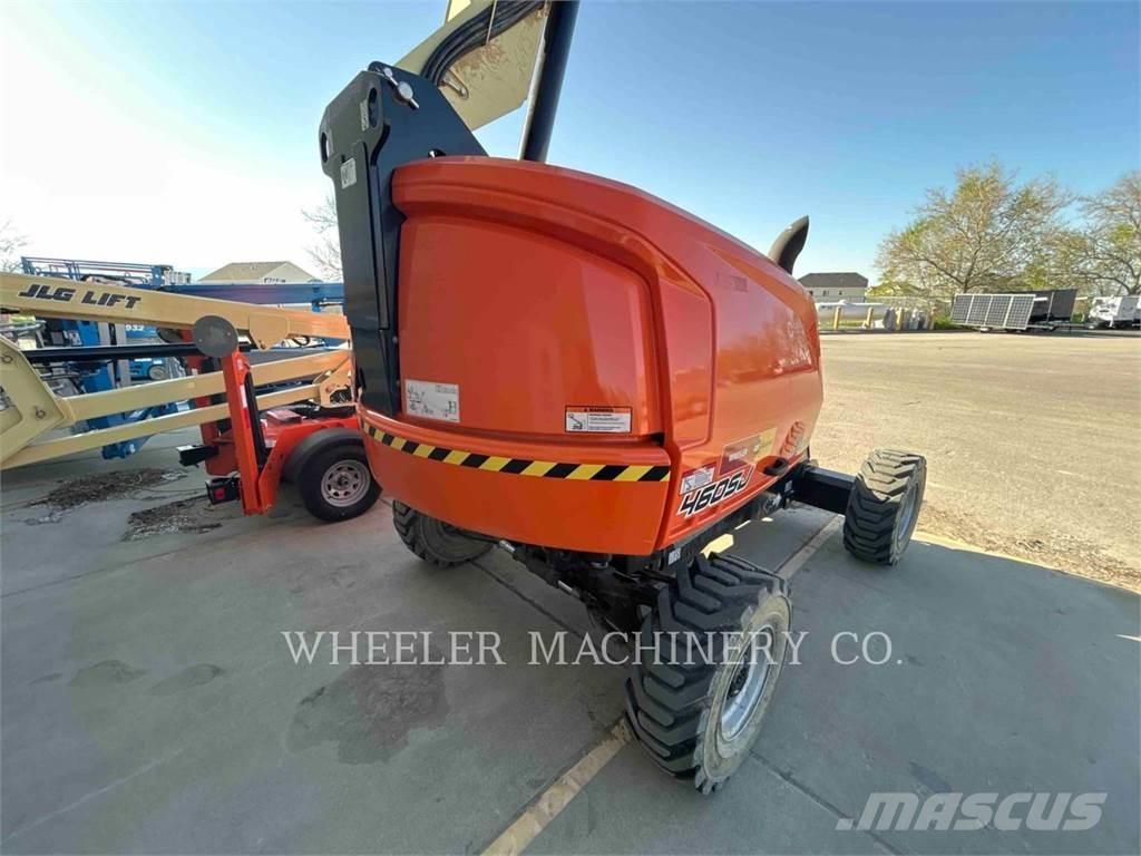 JLG 460SJ SP Nacele cu brat articulat