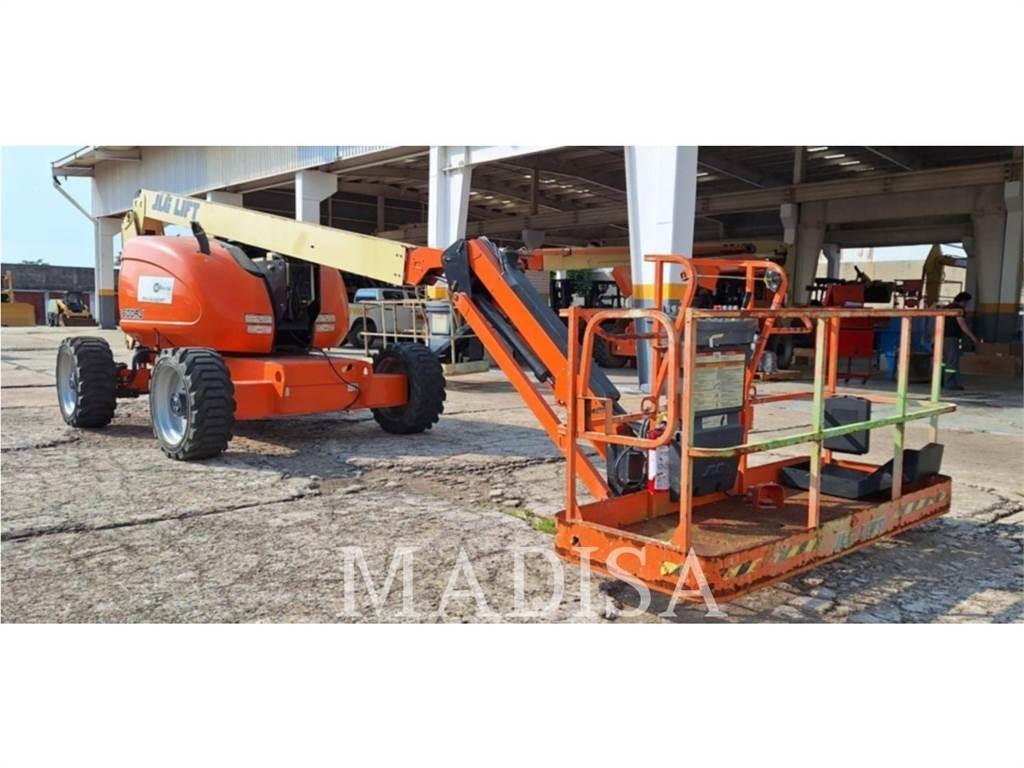 JLG 600AJ Nacele cu brat articulat