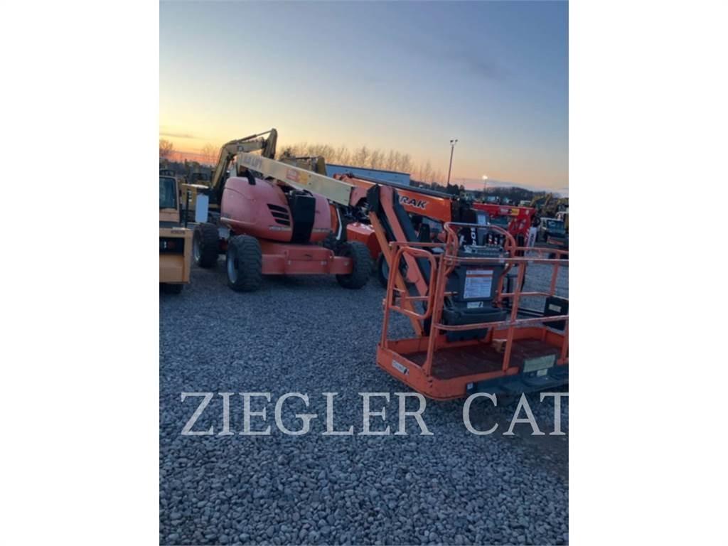 JLG 600AJ Nacele cu brat articulat