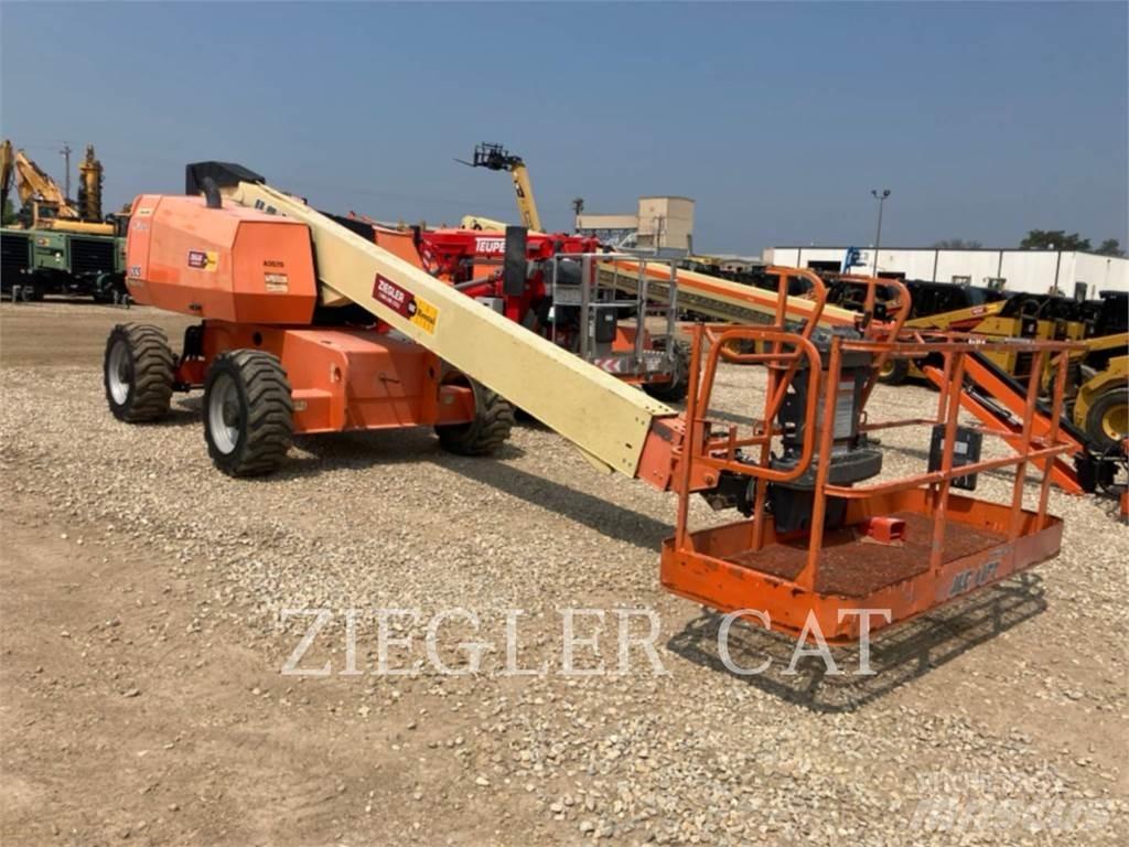 JLG 600S Nacele cu brat articulat