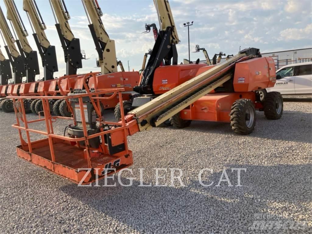 JLG 600S Nacele cu brat articulat