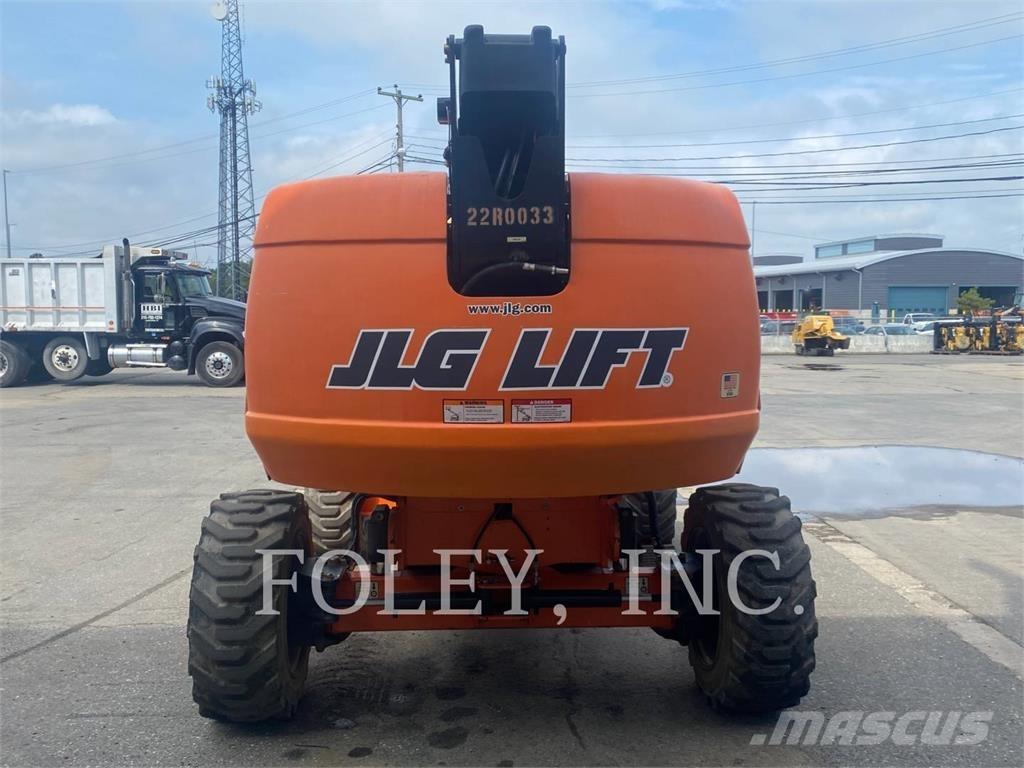 JLG 600S Nacele cu brat articulat