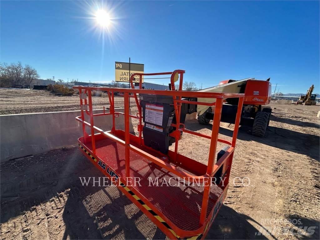 JLG 600S SP Nacele cu brat articulat