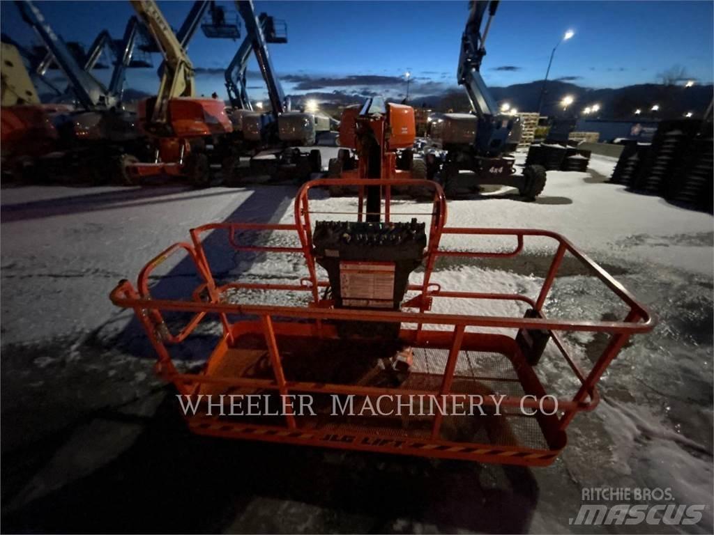 JLG 660SJ Nacele cu brat articulat