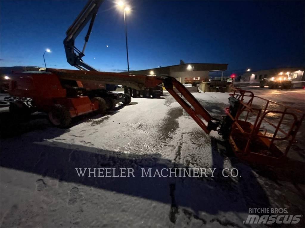JLG 660SJ Nacele cu brat articulat