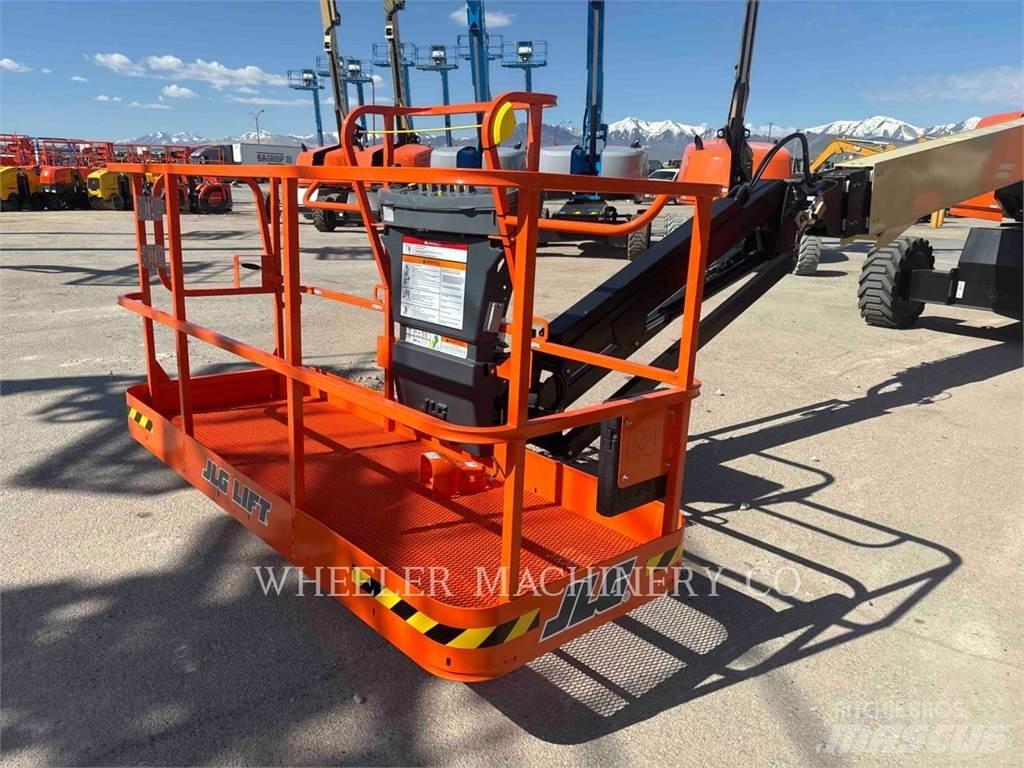 JLG 660SJ Nacele cu brat articulat
