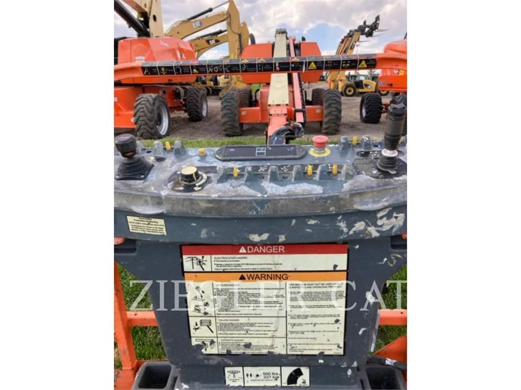 JLG 660SJ Nacele cu brat articulat