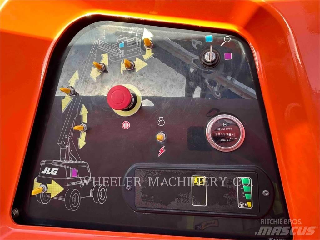 JLG 660SJ Nacele cu brat articulat