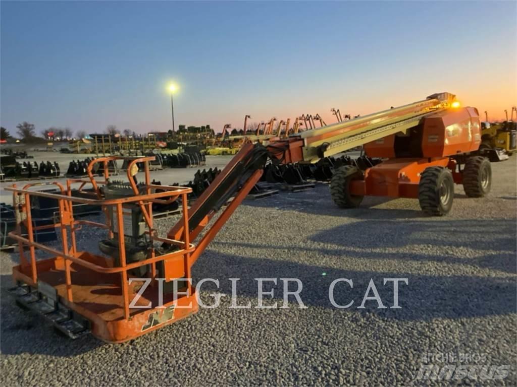 JLG 660SJ Nacele cu brat articulat