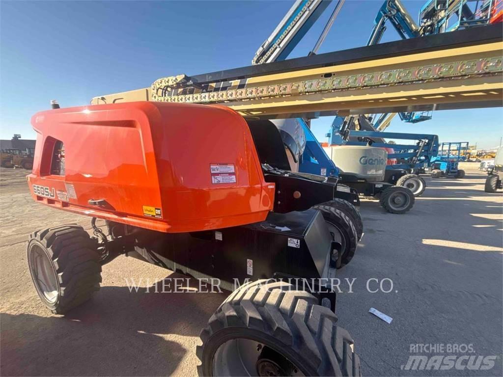JLG 660SJ Nacele cu brat articulat