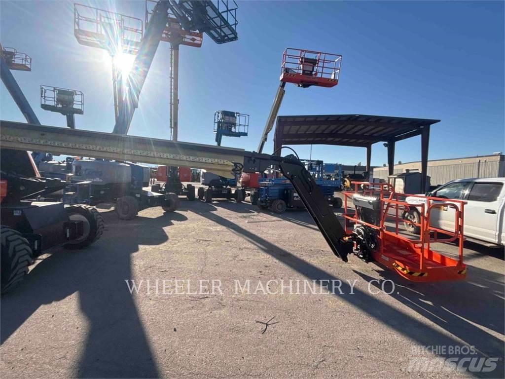 JLG 660SJ Nacele cu brat articulat