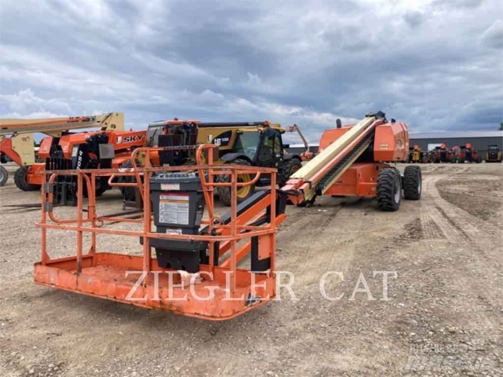 JLG 660SJ Nacele cu brat articulat