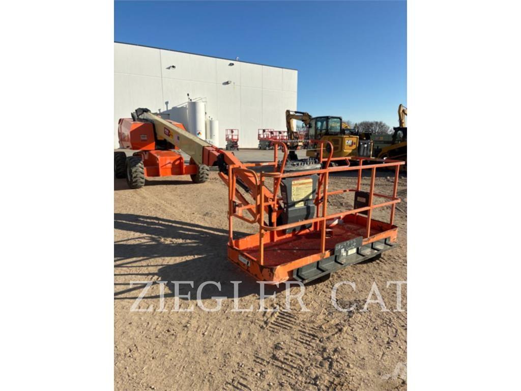 JLG 660SJ Nacele cu brat articulat