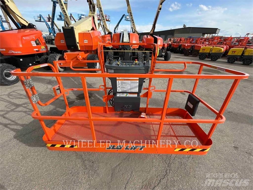 JLG 660SJ SP Nacele cu brat articulat