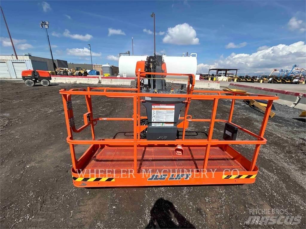 JLG 660SJ SP Nacele cu brat articulat