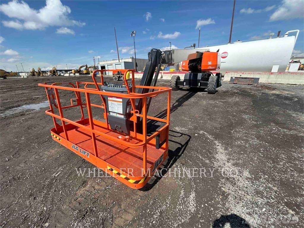 JLG 660SJ SP Nacele cu brat articulat