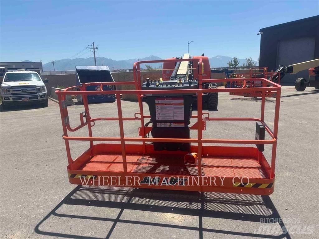 JLG 660SJ SP Nacele cu brat articulat