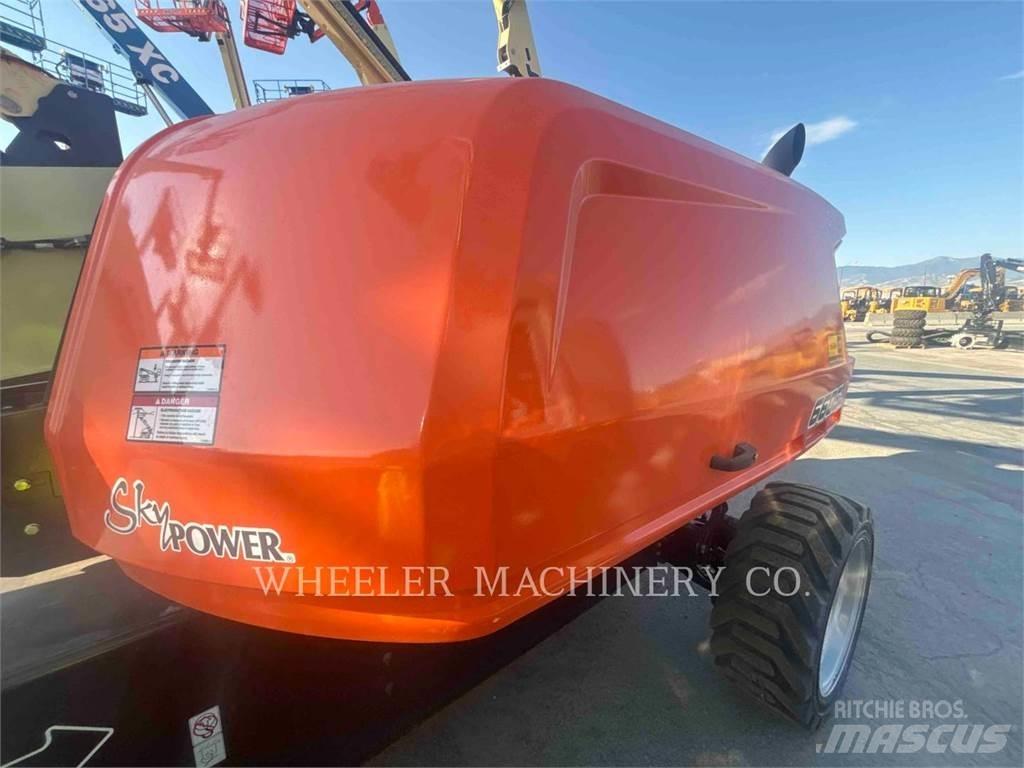 JLG 660SJ SP Nacele cu brat articulat