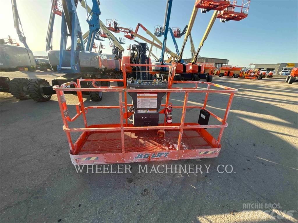JLG 660SJ SP Nacele cu brat articulat