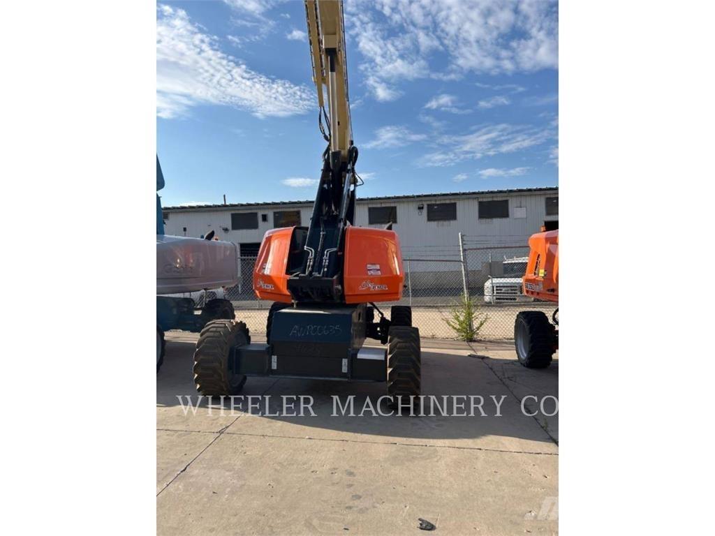 JLG 660SJ SP Nacele cu brat articulat