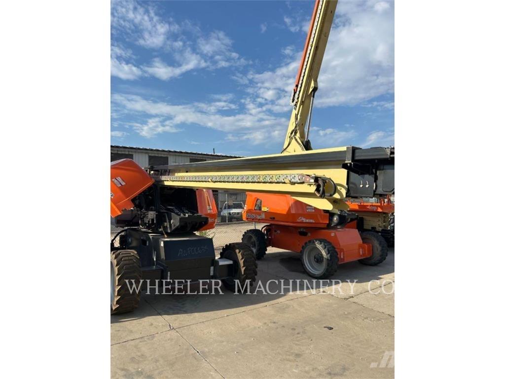 JLG 660SJ SP Nacele cu brat articulat