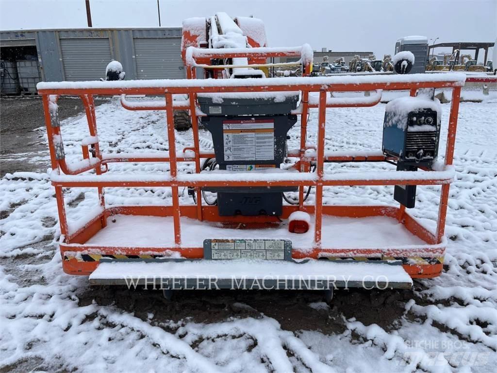 JLG 670SJ SL Nacele cu brat articulat
