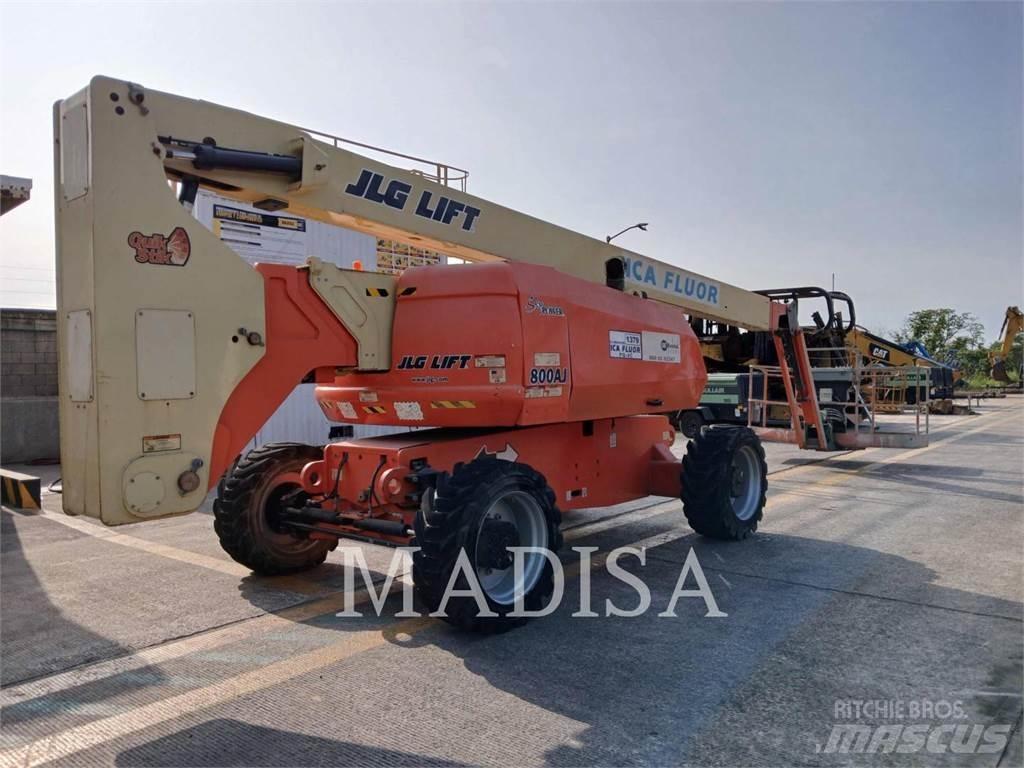 JLG 800 AJ Nacele cu brat articulat