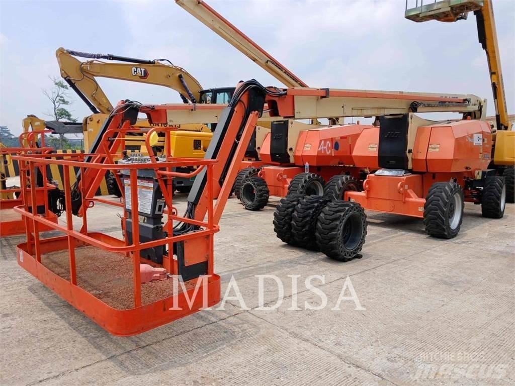 JLG 800 AJ Nacele cu brat articulat