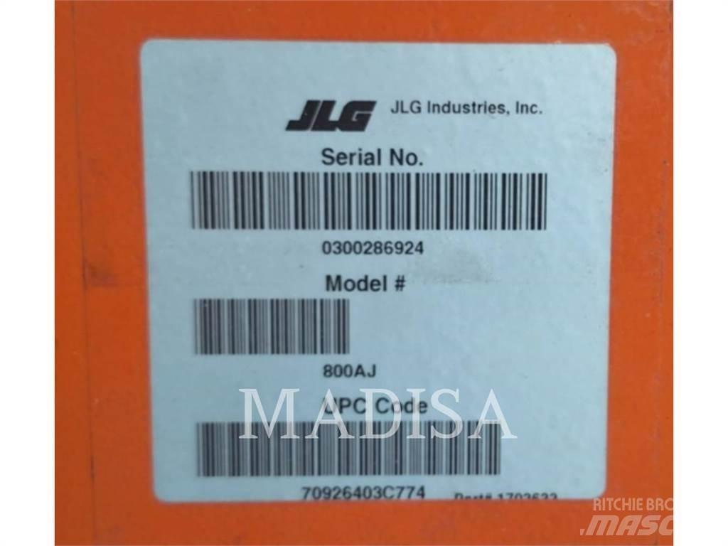 JLG 800 AJ Nacele cu brat articulat