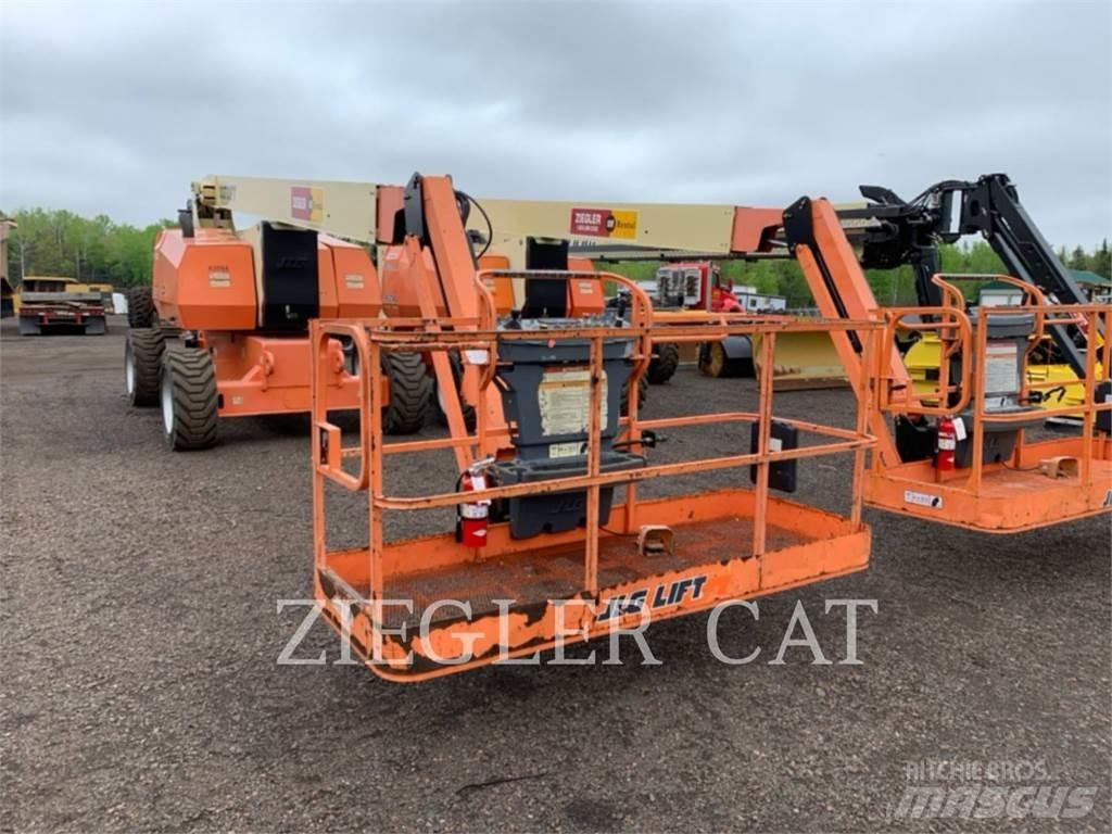 JLG 800AJ Nacele cu brat articulat