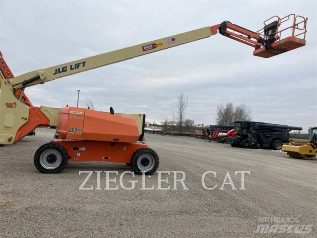 JLG 800AJ Nacele cu brat articulat