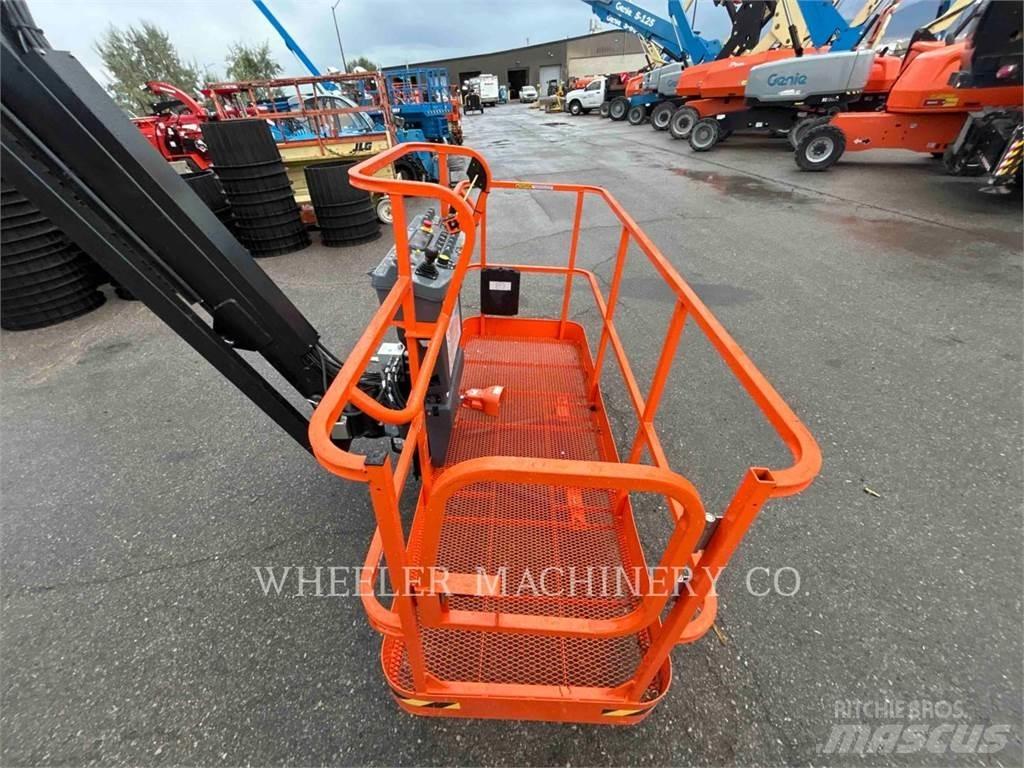 JLG 860SJ Nacele cu brat articulat
