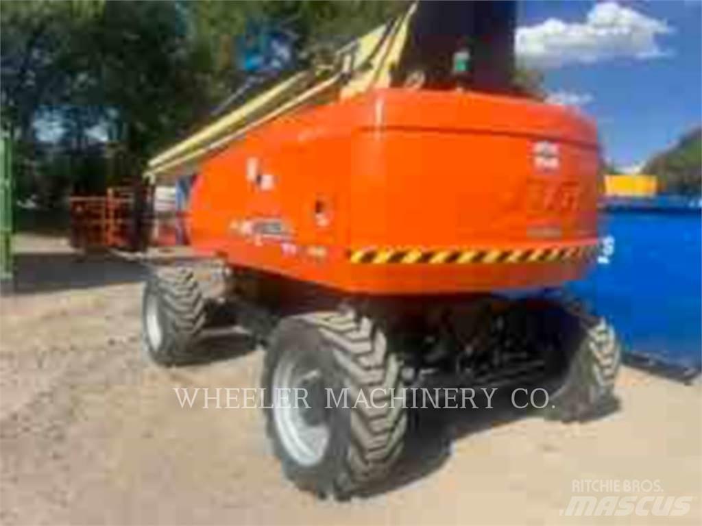 JLG 860SJ Nacele cu brat articulat