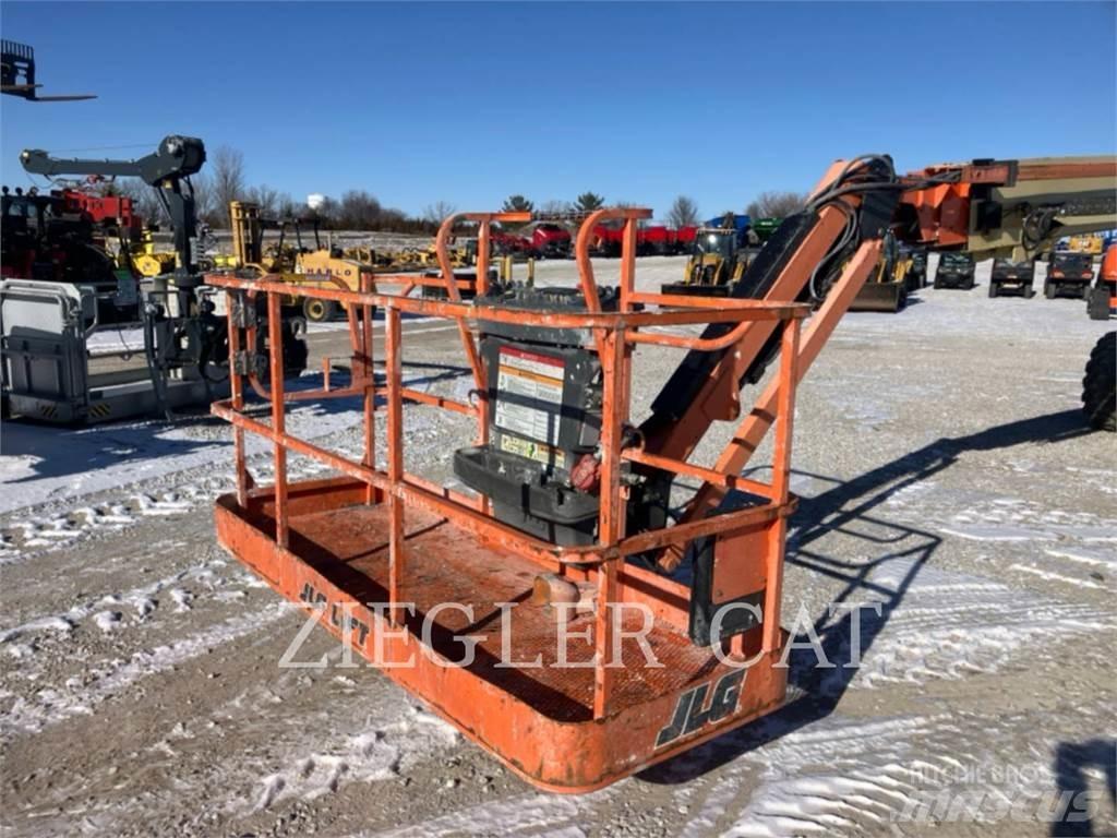 JLG 860SJ Nacele cu brat articulat