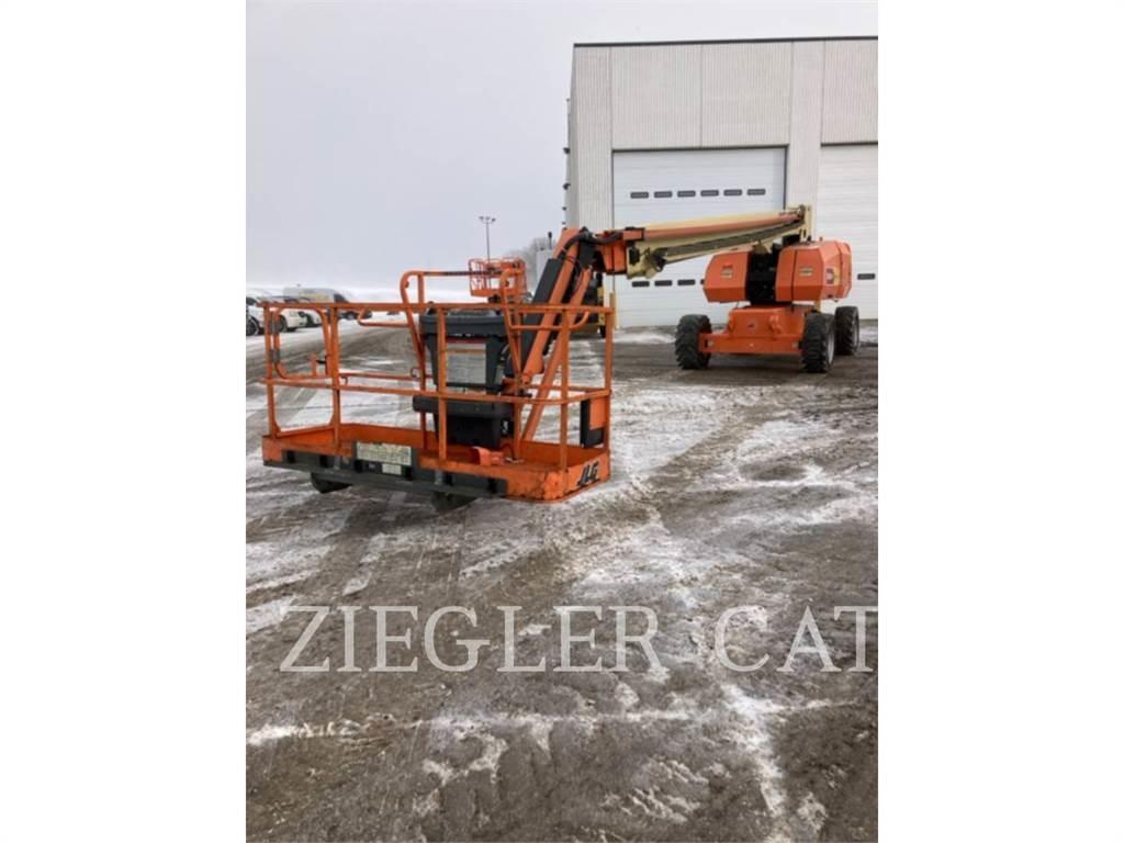 JLG 860SJ Nacele cu brat articulat