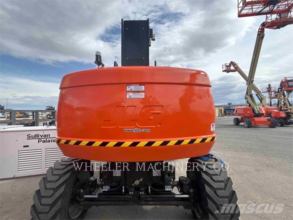 JLG 860SJ Nacele cu brat articulat
