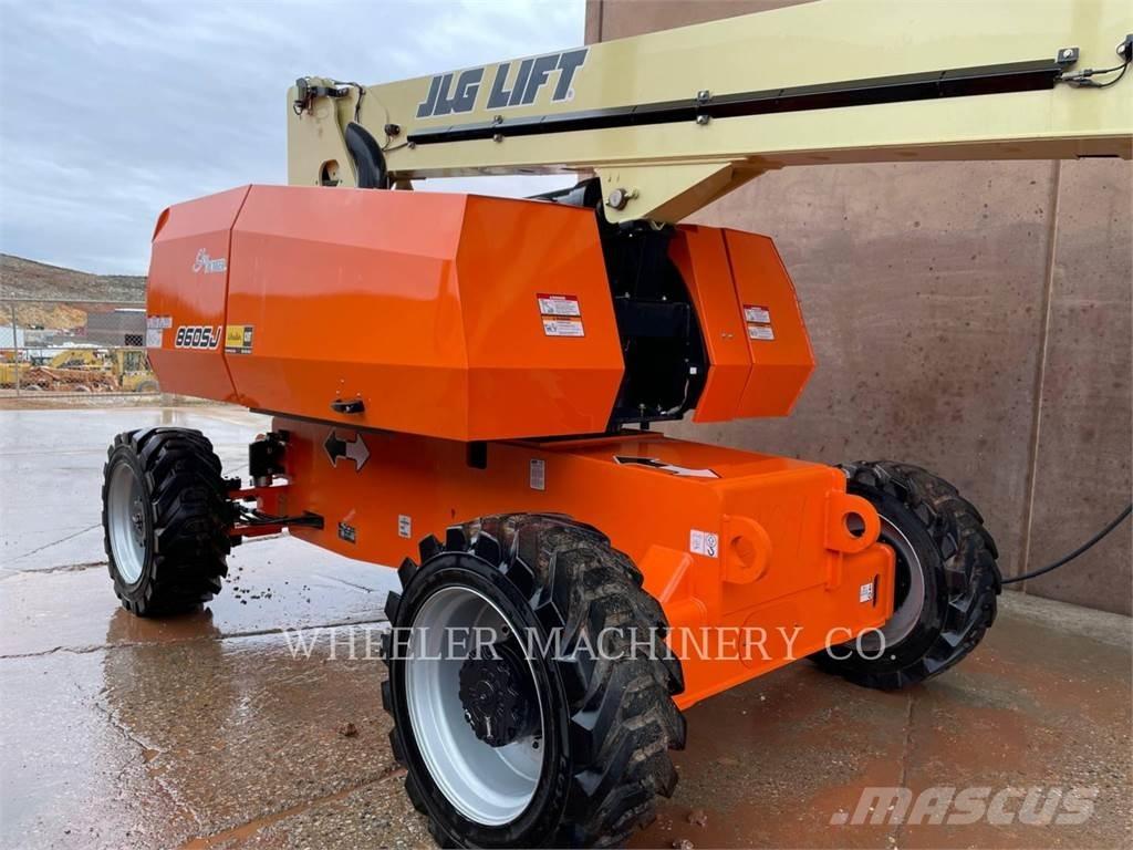 JLG 860SJ SP Nacele cu brat articulat