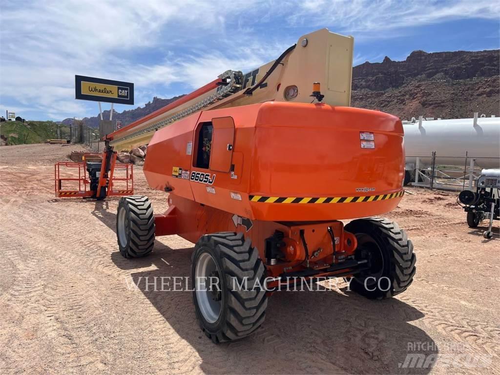 JLG 860SJ SP Nacele cu brat articulat
