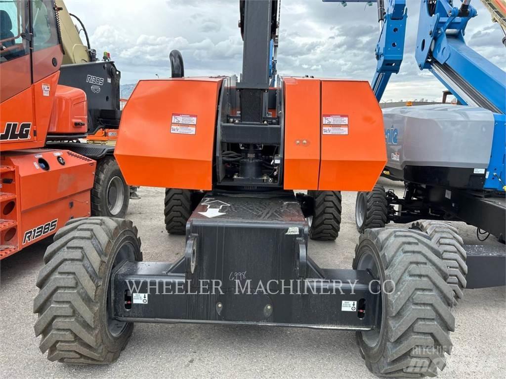 JLG 860SJ SP Nacele cu brat articulat