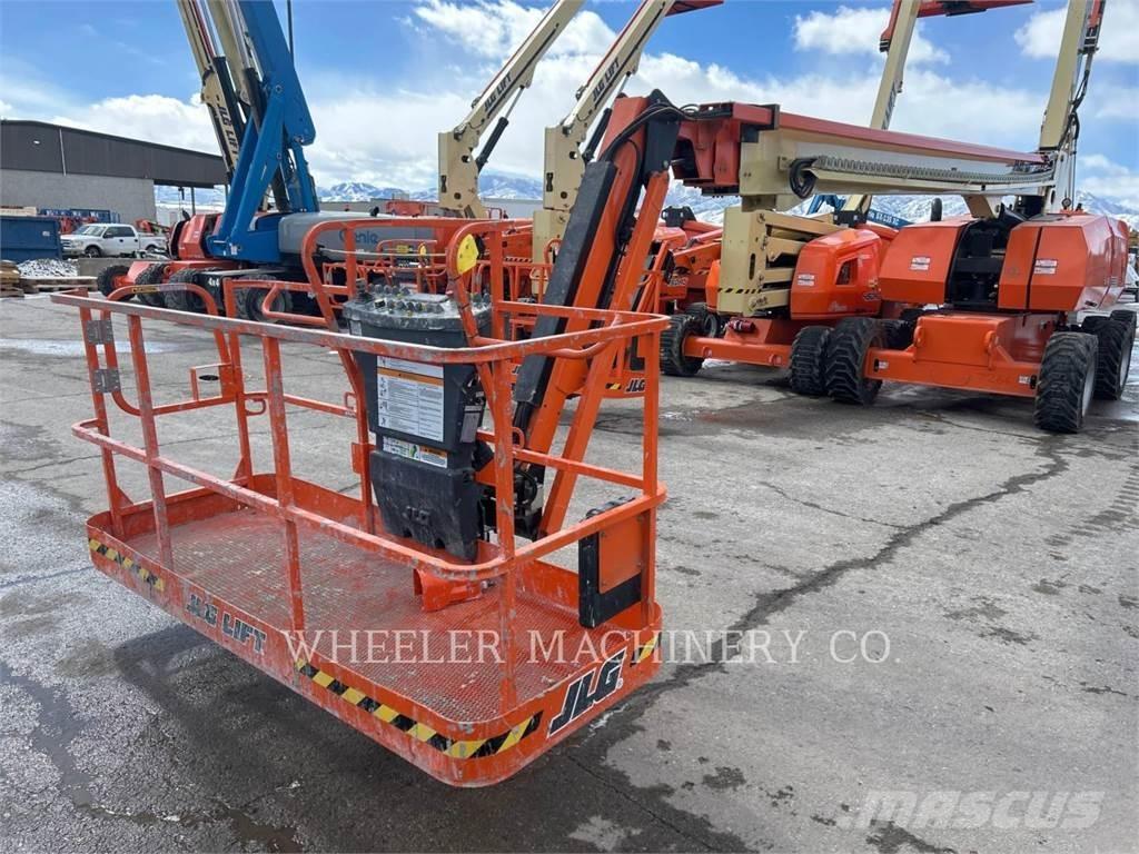 JLG 860SJ SP Nacele cu brat articulat
