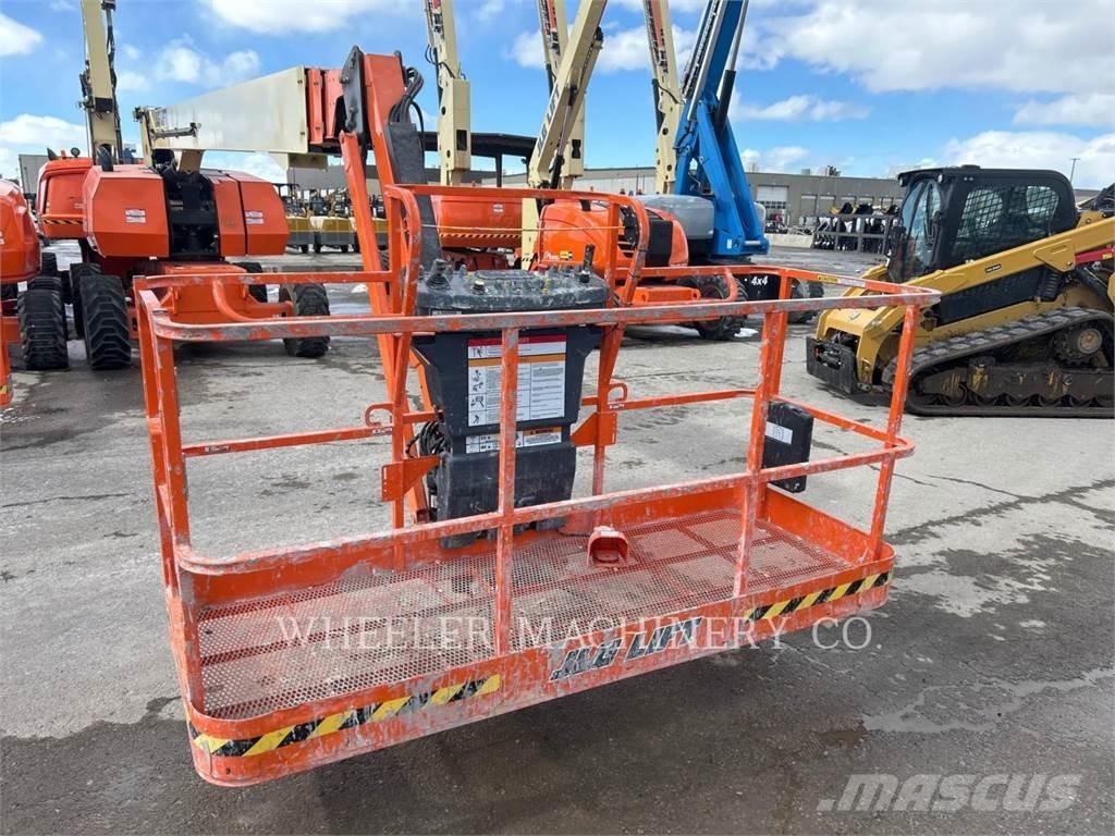 JLG 860SJ SP Nacele cu brat articulat