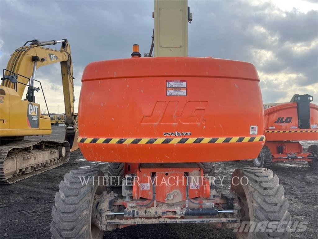 JLG 860SJ SP Nacele cu brat articulat