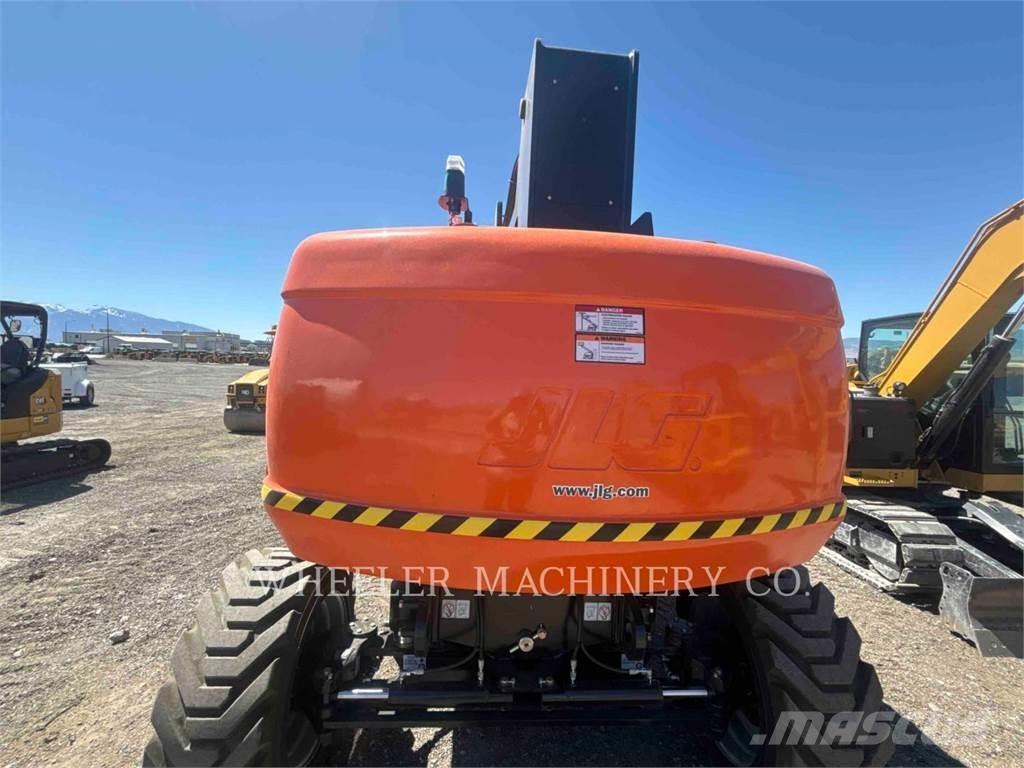 JLG 860SJ SP Nacele cu brat articulat