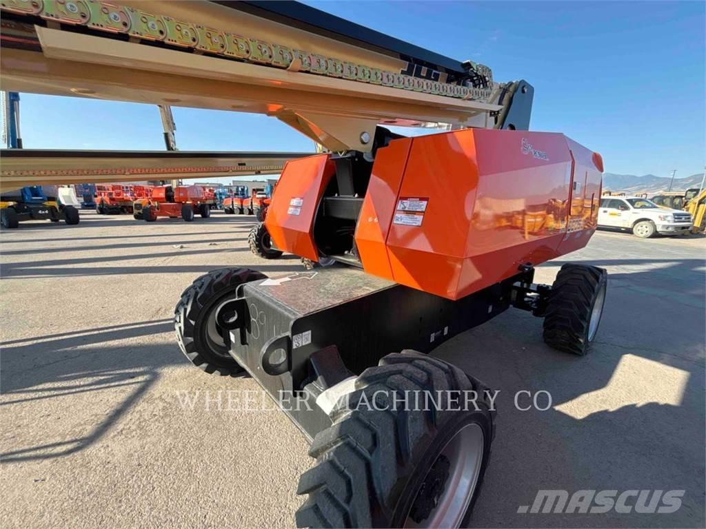 JLG 860SJ SP Nacele cu brat articulat