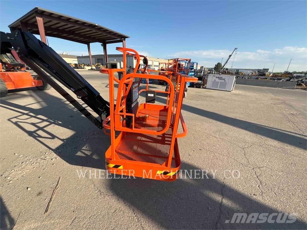 JLG 860SJ SP Nacele cu brat articulat
