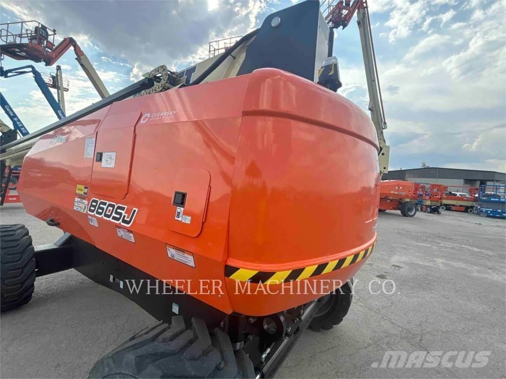 JLG 860SJ SP Nacele cu brat articulat