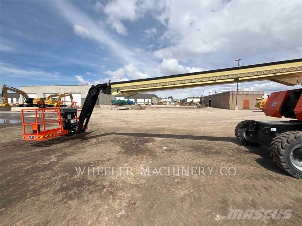 JLG 860SJ SP Nacele cu brat articulat